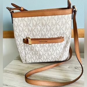 Michael Kors Purse crossbody